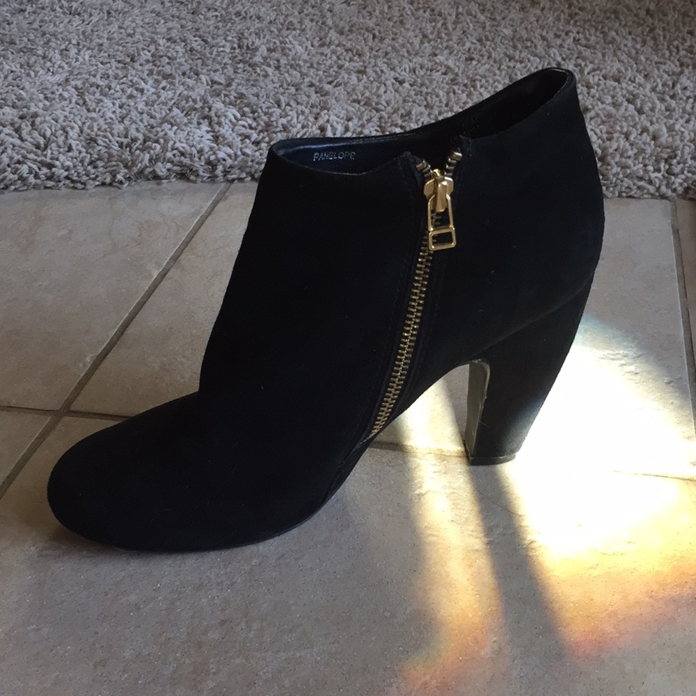 Steve Madden Penelope bootie size 10